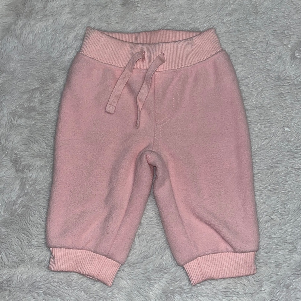 (3 for $10) old navy fuzzy pants 3-6 months baby girl clothing